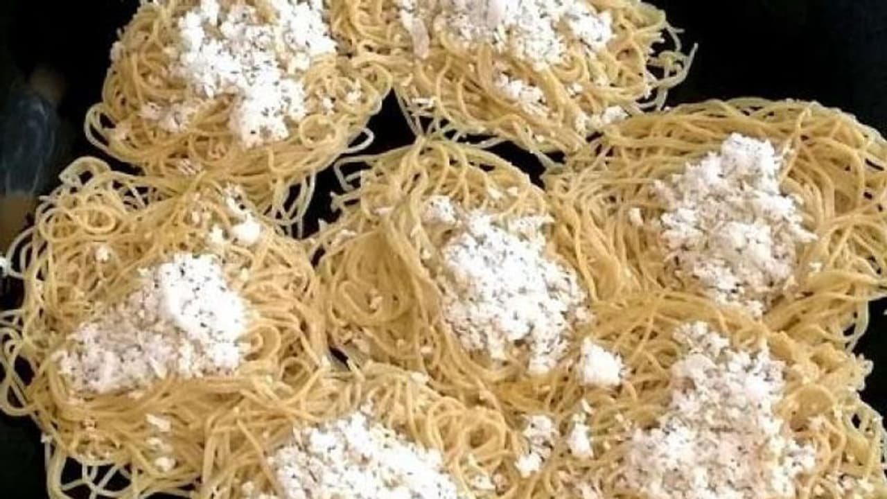 கோதுமை மாவு வைத்து சப்பாத்தி தான் செய்யணுமா என்ன? சத்தான இடியாப்பம் கூட செய்யலாம் தெரியுமா ? கோதுமை மாவு வைத்து சப்பாத்தி தான் செய்யணுமா என்ன? சத்தான இடியாப்பம் கூட செய்யலாம் தெரியுமா ?