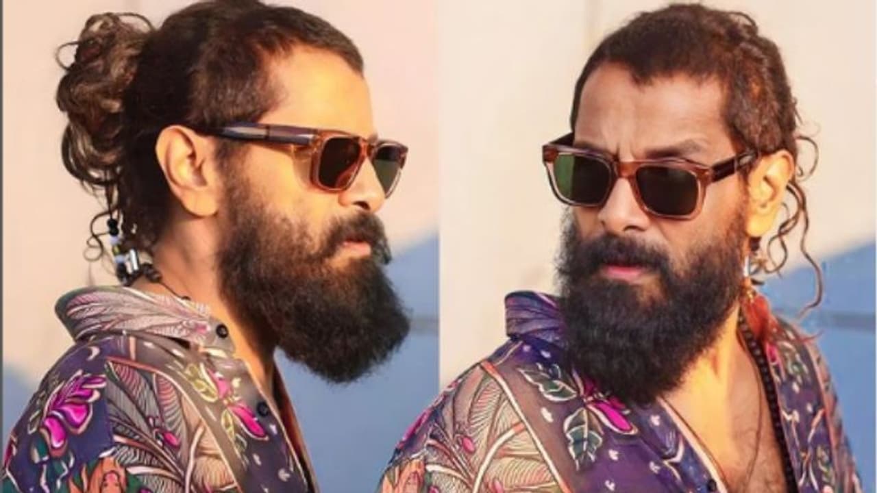 നാല് വർഷത്തിൽ 23 സർജറി, മൂന്ന് വർഷം വീൽ ചെയറിൽ: അപകടത്തെ കുറിച്ച് വിക്രം നാല് വർഷത്തിൽ 23 സർജറി, മൂന്ന് വർഷം വീൽ ചെയറിൽ: അപകടത്തെ കുറിച്ച് വിക്രം