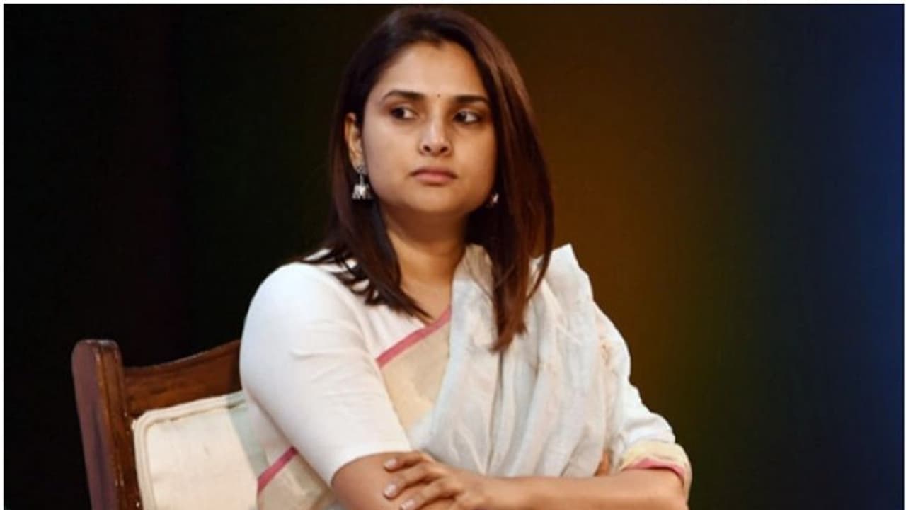 ಕನ್ನಡ ಸಿನಿಮಾಗಳನ್ನು ಒಟಿಟಿಗಳು ಖರೀದಿಸುತ್ತಿಲ್ಲ; ನಟಿ ರಮ್ಯಾ ಬೇಸರ 