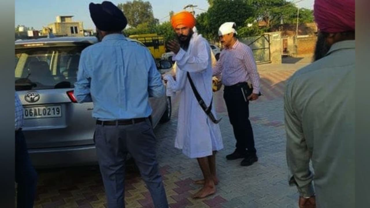 അമൃത്പാലിനെതിരെ ദേശീയ സുരക്ഷാ നിയമം ചുമത്തും; കനത്ത സുരക്ഷയിൽ പഞ്ചാബ് അമൃത്പാലിനെതിരെ ദേശീയ സുരക്ഷാ നിയമം ചുമത്തും; കനത്ത സുരക്ഷയിൽ പഞ്ചാബ്