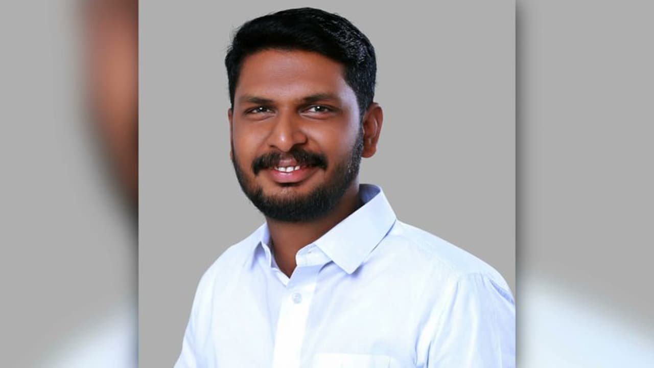 പുനഃസംഘടന തർക്കം രൂക്ഷം: കെഎസ്‌യു സംസ്ഥാന വൈസ് പ്രസിഡന്റ് രാജിവെച്ചു, കൂടുതൽ പേർ രാജിക്ക്?