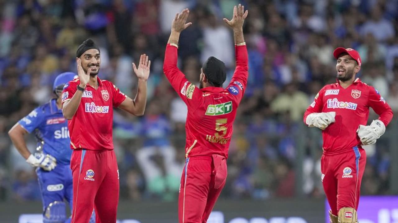 IPL ಇತಿಹಾಸದ ಅತ್ಯಂತ ದುಬಾರಿ ಓವರ್ ಮಾಡಿದ ಆರ್ಶದೀಪ್ ಸಿಂಗ್..! ಮುರಿದ ಸ್ಟಂಪ್ಸ್ ಬೆಲೆ 48 ಲಕ್ಷ..! IPL ಇತಿಹಾಸದ ಅತ್ಯಂತ ದುಬಾರಿ ಓವರ್ ಮಾಡಿದ ಆರ್ಶದೀಪ್ ಸಿಂಗ್..! ಮುರಿದ ಸ್ಟಂಪ್ಸ್ ಬೆಲೆ 48 ಲಕ್ಷ..!