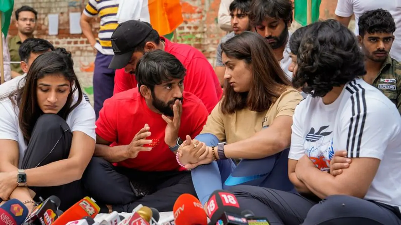 Wrestler Bajrang Punia welcomes all political parties to join protest against WFI chief; check details