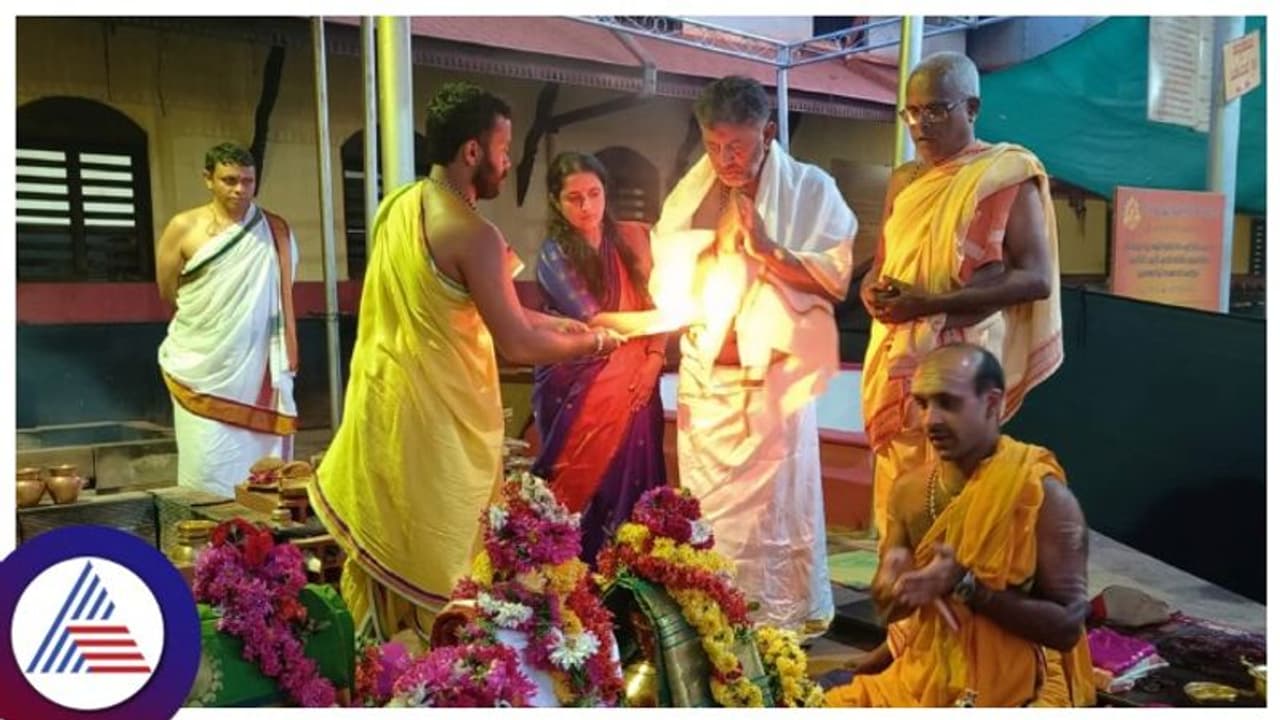 ಕಾರ್ಯಕರ್ತರ ಸ್ಫೂರ್ತಿ, ದೇವರ ಅನುಗ್ರಹದಿಂದ ಕಾಂಗ್ರೆಸ್ ಗೆ 141ಸ್ಥಾನಗಳಲ್ಲಿ ಗೆಲುವು ಕಾರ್ಯಕರ್ತರ ಸ್ಫೂರ್ತಿ, ದೇವರ ಅನುಗ್ರಹದಿಂದ ಕಾಂಗ್ರೆಸ್ ಗೆ 141ಸ್ಥಾನಗಳಲ್ಲಿ ಗೆಲುವು