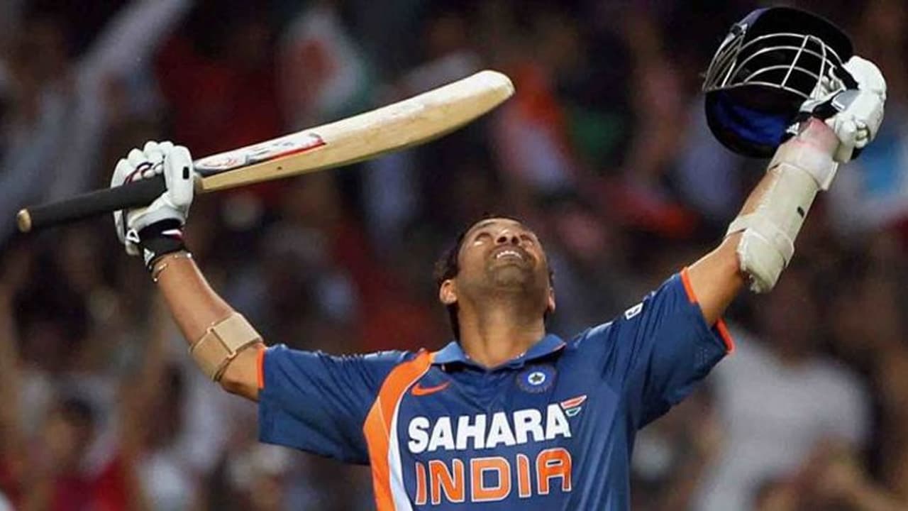 ദൈവം നിയോഗിച്ചു, സച്ചിൻ നിർവഹിച്ചു; ഗ്വാളിയോറിൽ പിറന്ന കന്നി ഡബിൾ സെഞ്ച്വറി ദൈവം നിയോഗിച്ചു, സച്ചിൻ നിർവഹിച്ചു; ഗ്വാളിയോറിൽ പിറന്ന കന്നി ഡബിൾ സെഞ്ച്വറി