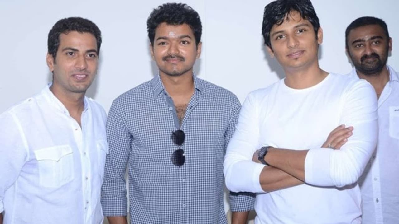 വിജയ് നായകനാകുന്ന ചിത്രത്തിനായി കഥ കേട്ട് നടൻ ജീവ വിജയ് നായകനാകുന്ന ചിത്രത്തിനായി കഥ കേട്ട് നടൻ ജീവ