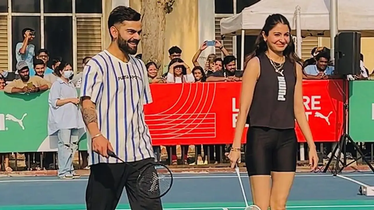 ವಿರಾಟ್ ಕೊಹ್ಲಿ ಜತೆ ಬ್ಯಾಡ್ಮಿಂಟನ್ ಆಡಿದ ಅನುಷ್ಕಾ ಶರ್ಮಾ; ಫಿಟ್ನೆಸ್ ಪಾಠ ಮಾಡಿದ ವಿರುಷ್ಕಾ ಜೋಡಿ ವಿರಾಟ್ ಕೊಹ್ಲಿ ಜತೆ ಬ್ಯಾಡ್ಮಿಂಟನ್ ಆಡಿದ ಅನುಷ್ಕಾ ಶರ್ಮಾ; ಫಿಟ್ನೆಸ್ ಪಾಠ ಮಾಡಿದ ವಿರುಷ್ಕಾ ಜೋಡಿ