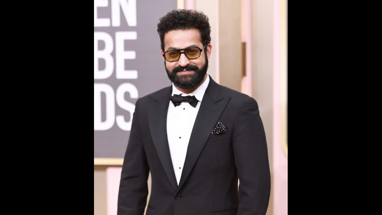 మరో భారీ యాక్షన్ సీక్వెన్స్ కు రెడీ అవుతున్న ఎన్టీఆర్, NTR30 షూటింగ్ పరుగులు పెట్టిస్తున్న కొరటాల మరో భారీ యాక్షన్ సీక్వెన్స్ కు రెడీ అవుతున్న ఎన్టీఆర్, NTR30 షూటింగ్ పరుగులు పెట్టిస్తున్న కొరటాల