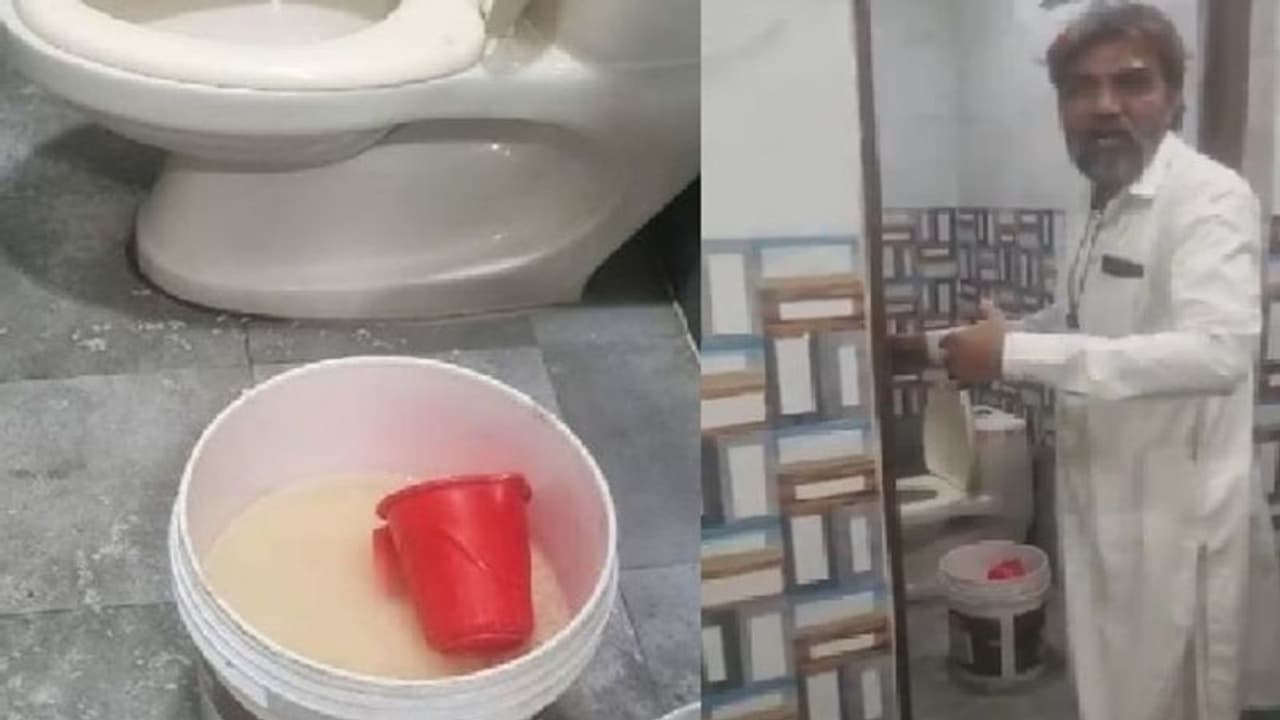 தெலங்கானாவில் கழிவறையில் அரிசி கழுவும் ஹோட்டல்... இணையத்தில் தீயாய் பரவும் வீடியோ!!