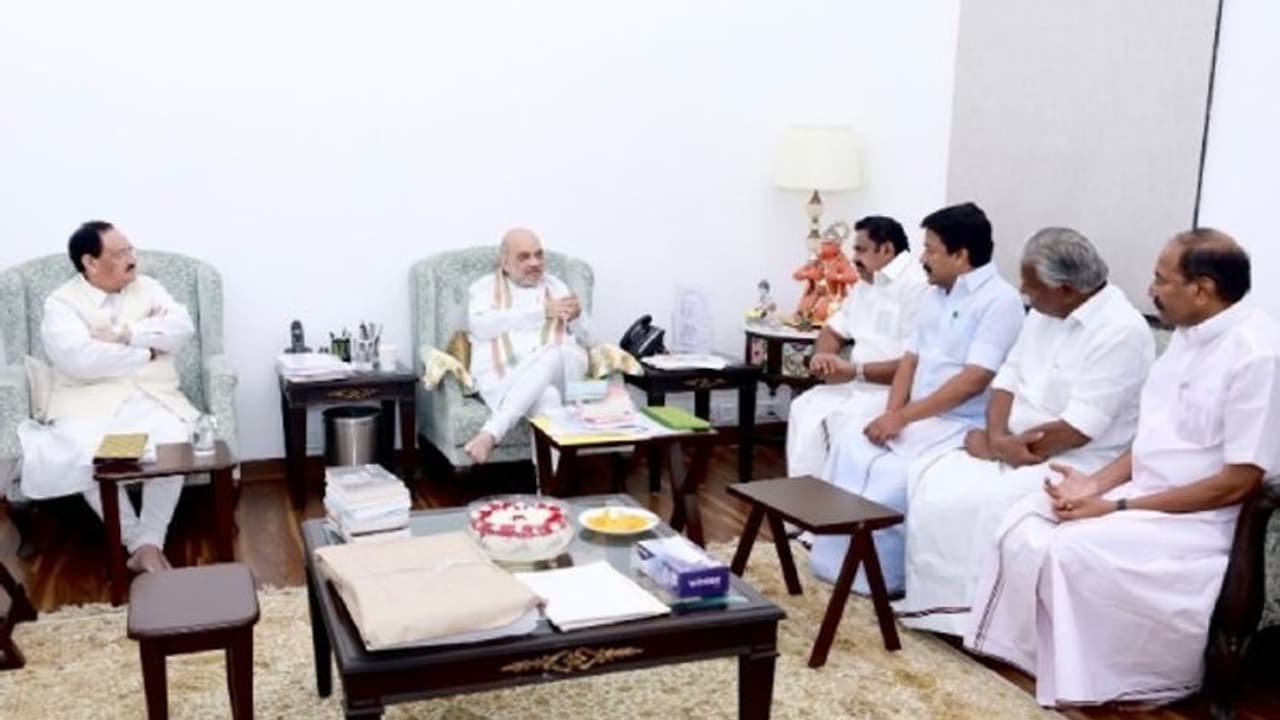 நாடாளுமன்ற தேர்தலில் அதிமுக பாஜக கூட்டணி உறுதி... டெல்லியில் அமித்ஷா ஈபிஎஸ் சந்திப்புக்கு பின் அறிவிப்பு!!