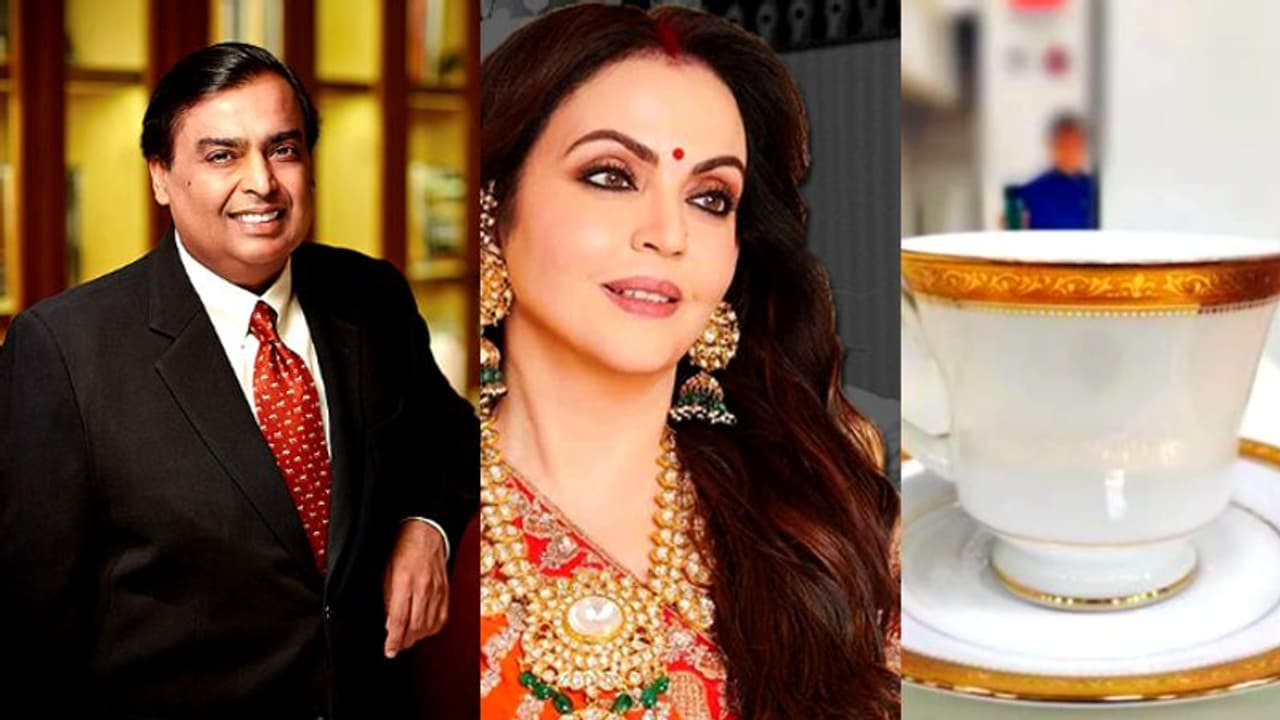 സ്വർണവും പ്ലാറ്റിനവും പൂശിയ ചായക്കപ്പ്; നിത അംബാനിയുടെ അത്യാഢംബര ജീവിതശൈലി സ്വർണവും പ്ലാറ്റിനവും പൂശിയ ചായക്കപ്പ്; നിത അംബാനിയുടെ അത്യാഢംബര ജീവിതശൈലി