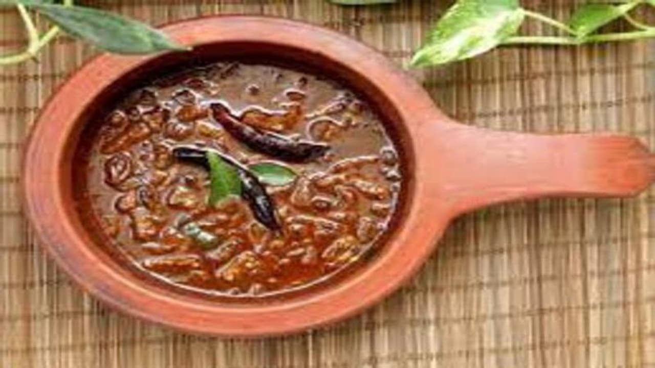 பொடி பாகற்காய் வைத்து அருமையான தீயல் செய்துள்ளீர்களா? பொடி பாகற்காய் வைத்து அருமையான தீயல் செய்துள்ளீர்களா?