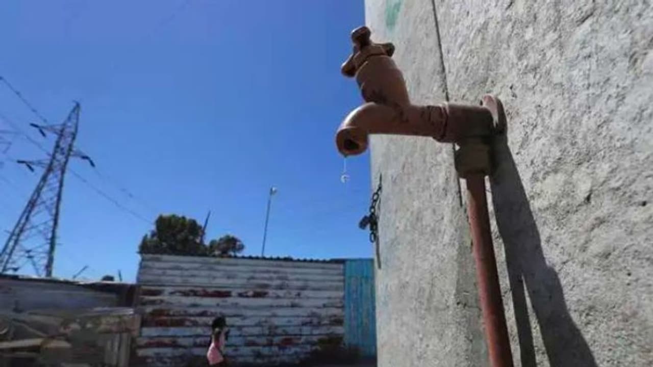 Water shortage in Mumbai: BMC announces 24 hour water cut in THESE areas today; check details Water shortage in Mumbai: BMC announces 24 hour water cut in THESE areas today; check details