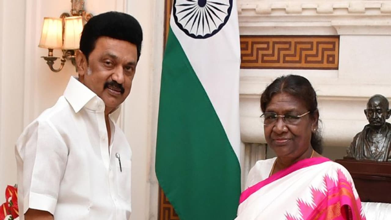  ஸ்டாலின் அழைப்பு ஏற்று தமிழகம் வர ஒப்புக்கொண்ட குடியரசுத் தலைவர்..! திடீரென வர மறுத்த காரணம் என்ன.?