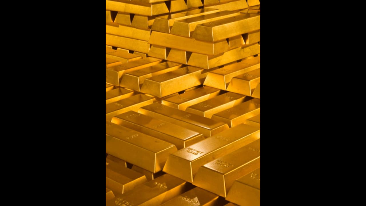 നെടുമ്പാശേരിയിൽ മൂന്ന് കിലോ സ്വർണവുമായി രണ്ടുപേർ അറസ്റ്റിൽ