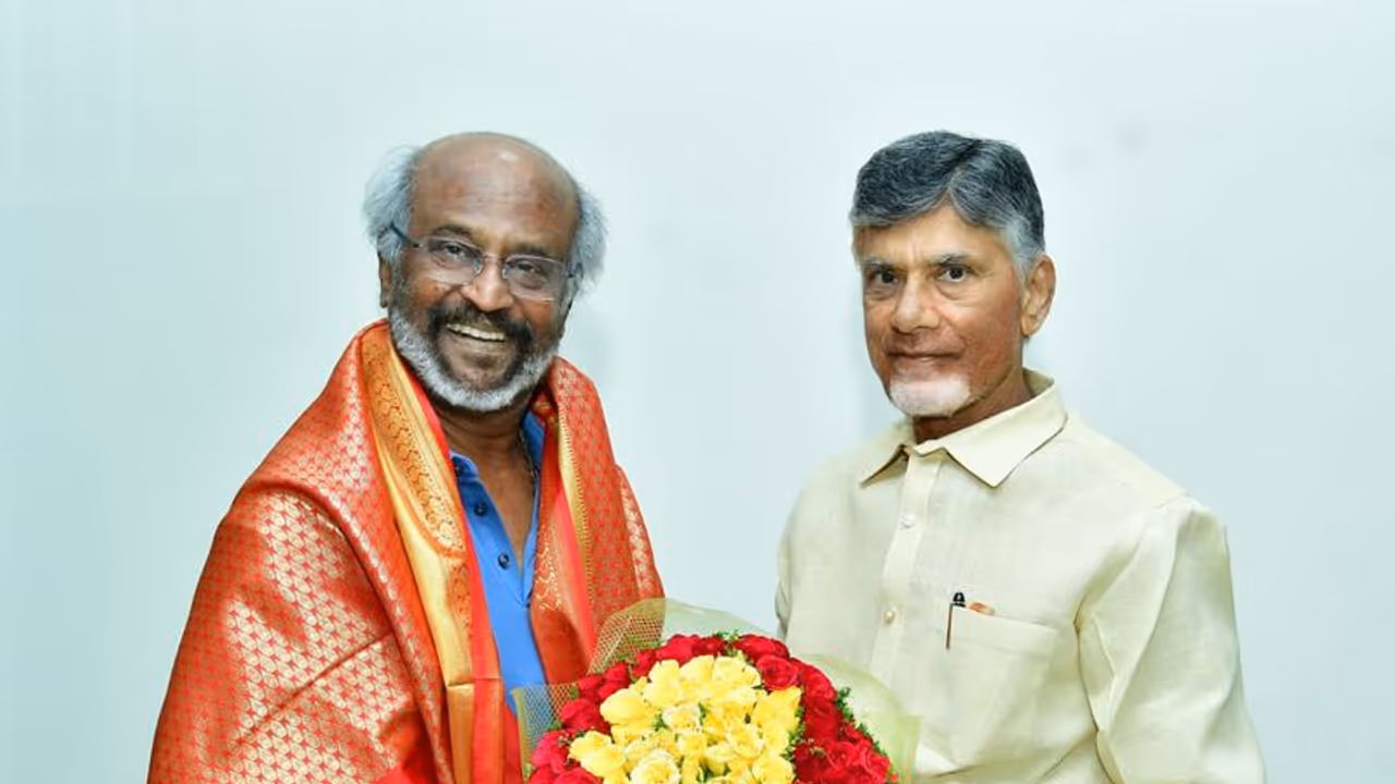 జైల్లో చంద్రబాబుని కలవబోతున్న రజనీకాంత్.. హాట్ టాపిక్ జైల్లో చంద్రబాబుని కలవబోతున్న రజనీకాంత్.. హాట్ టాపిక్