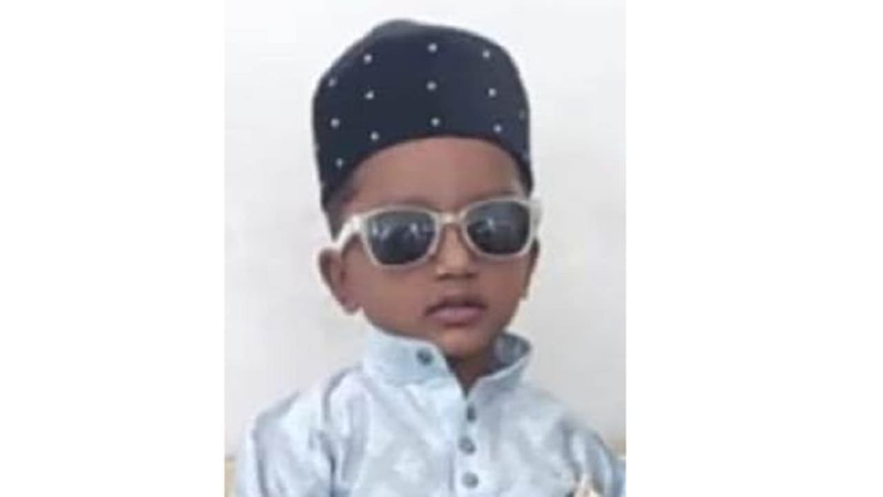 Koppal: ಸಿಹಿ ತಿಂಡಿಯ ಬಾಟಲಿ ಗಂಟಲಲ್ಲಿ ಸಿಲುಕಿ 3 ವರ್ಷದ ಬಾಲಕ ಸಾವು