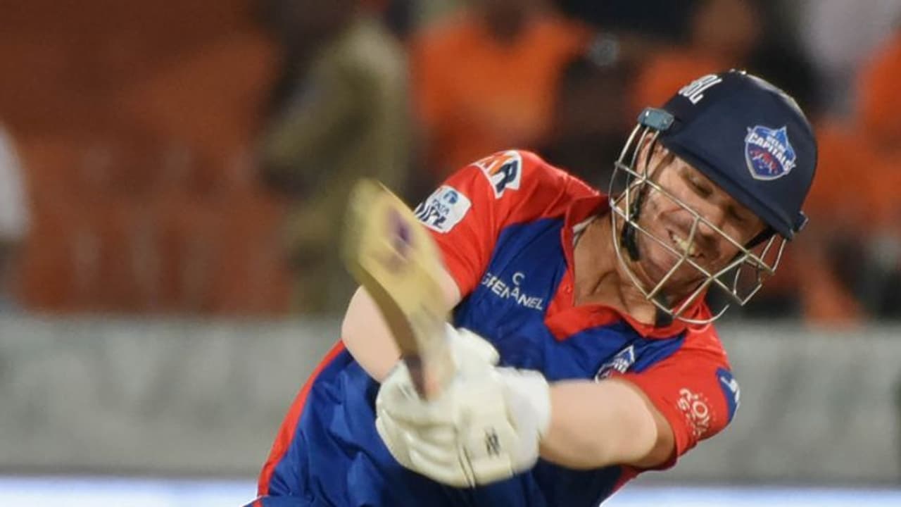 വാര്ണര് പൂജ്യത്തില് പുറത്തായത് നന്നായി, അല്ലേല് ടീം 50 റണ്ണിന് തോറ്റേനേ; നിര്ത്തിപ്പൊരിച്ച് ഹര്ഭജന് വാര്ണര് പൂജ്യത്തില് പുറത്തായത് നന്നായി, അല്ലേല് ടീം 50 റണ്ണിന് തോറ്റേനേ; നിര്ത്തിപ്പൊരിച്ച് ഹര്ഭജന്