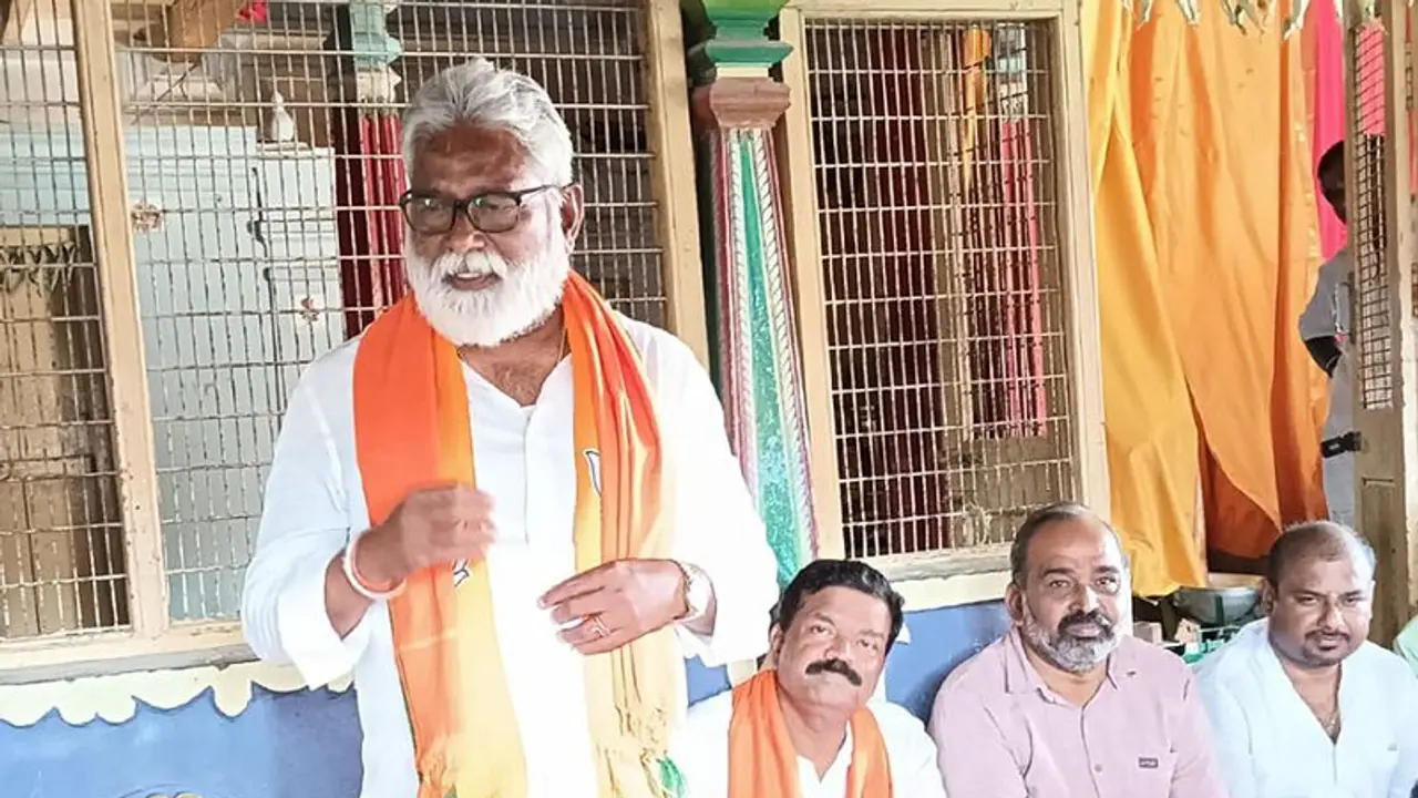 ಸಂವಿಧಾನ ಬದಲಾಯಿಸಲು ಅದು ಮಗ್ಗಿ ಪುಸ್ತಕವಲ್ಲ: ಮಾಜಿ ಸಚಿವ ಎನ್.ಮಹೇಶ್ ಸಂವಿಧಾನ ಬದಲಾಯಿಸಲು ಅದು ಮಗ್ಗಿ ಪುಸ್ತಕವಲ್ಲ: ಮಾಜಿ ಸಚಿವ ಎನ್.ಮಹೇಶ್