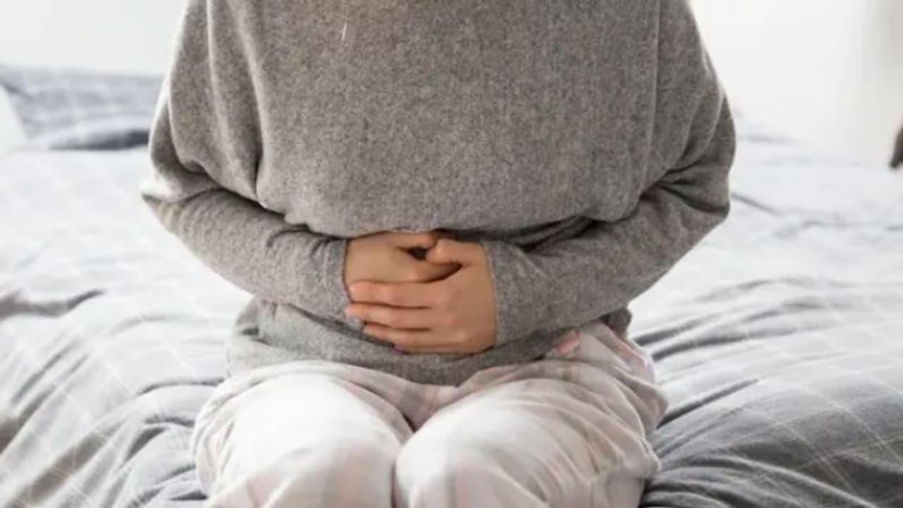 என்னது 20 வருஷமா கக்கா போகலையா.. பெண்ணுக்கு நடந்த விபரீத ஆப்ரேஷன் வயிற்றை பார்த்து மிரண்டுபோன டாக்டர்கள்!