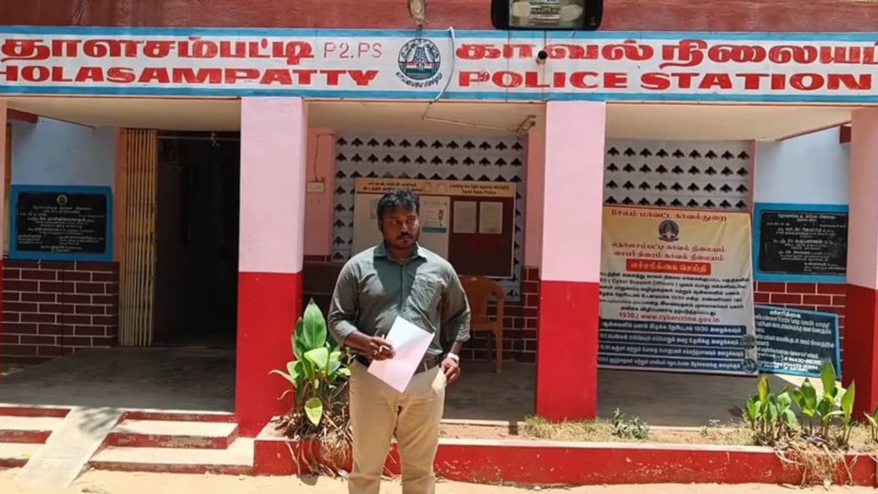 சேலத்தில் வி.ஏ.ஓ. வெட்டி கொல்ல முயற்சி காவல் துறையினர் விசாரணை