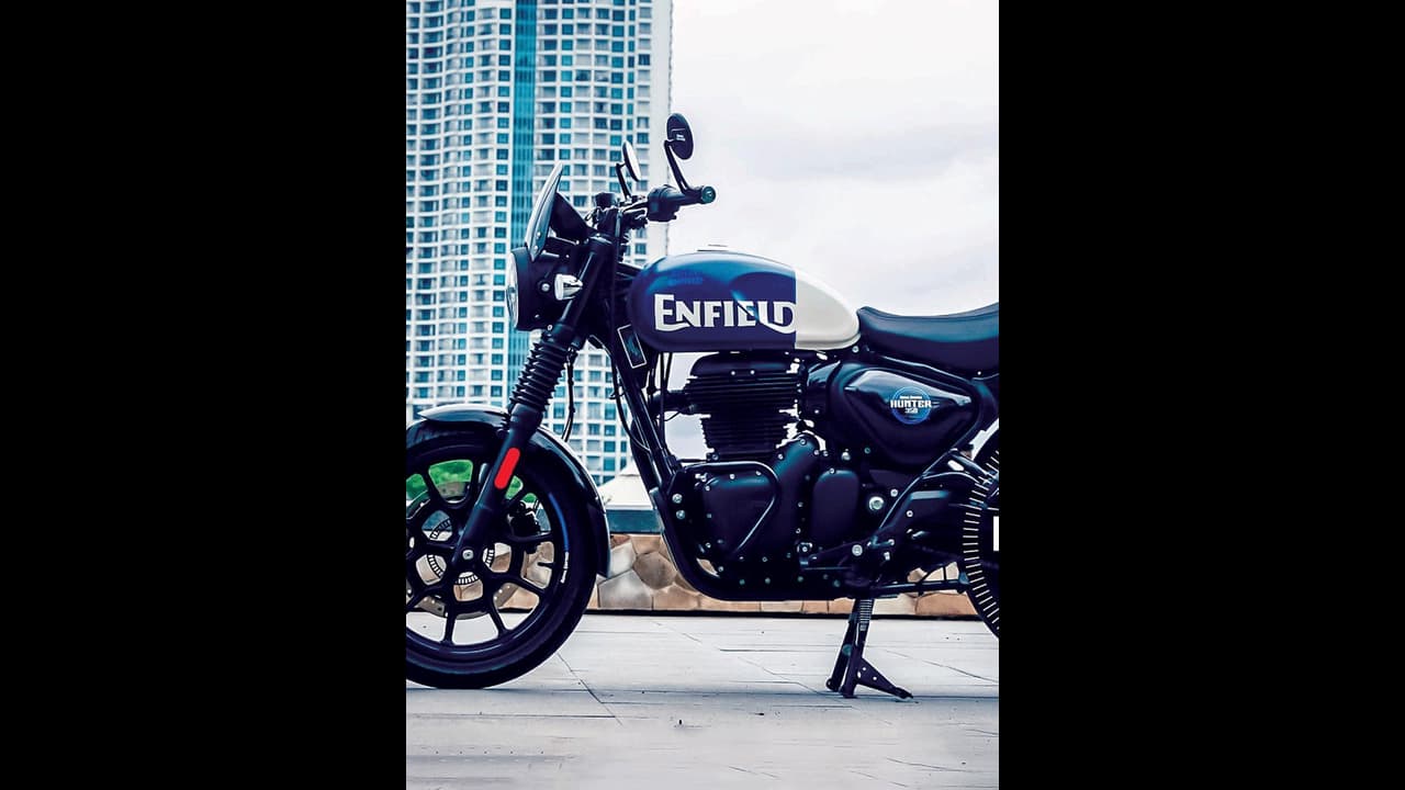 വാങ്ങാൻ ഷോറൂമുകളില് തള്ളിക്കയറ്റം, വമ്പൻ വില്പ്പനയുമായി റോയല് എൻഫീല്ഡ്! വാങ്ങാൻ ഷോറൂമുകളില് തള്ളിക്കയറ്റം, വമ്പൻ വില്പ്പനയുമായി റോയല് എൻഫീല്ഡ്!