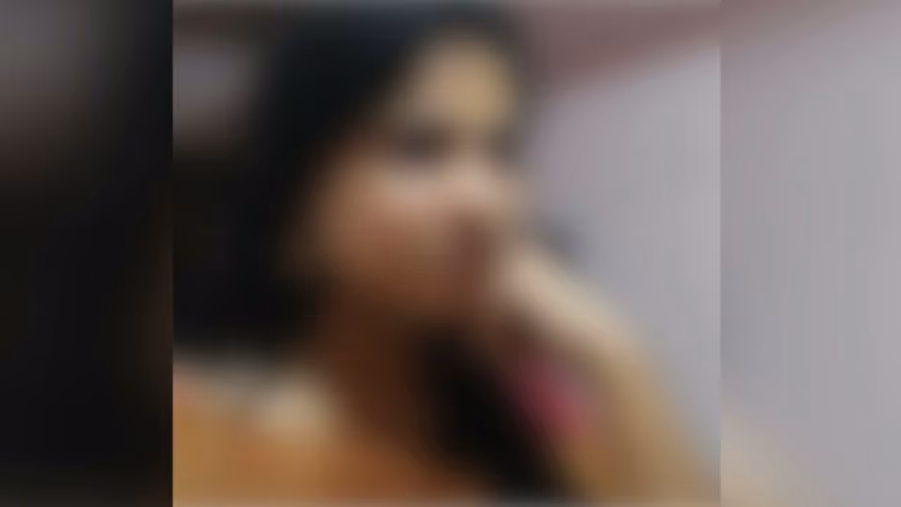 ആതിരയുടെ മരണം; വൈകാരിക കുറിപ്പുമായി സഹോദരനായ ഐഎഎസ് ഉദ്യോഗസ്ഥൻ ആശിഷ് ദാസ് ആതിരയുടെ മരണം; വൈകാരിക കുറിപ്പുമായി സഹോദരനായ ഐഎഎസ് ഉദ്യോഗസ്ഥൻ ആശിഷ് ദാസ്