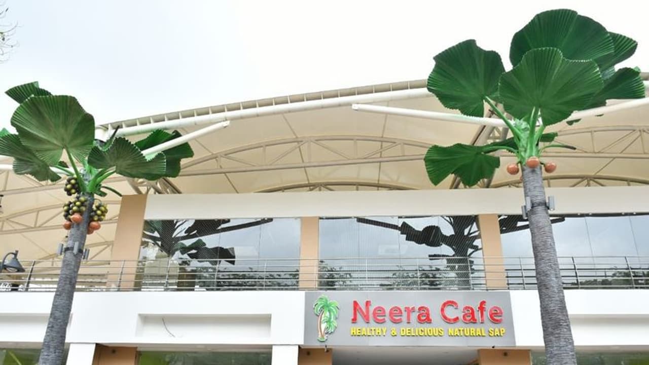 హైదరాబాద్ లో నీరా కేఫ్: బ్రాహ్మణుల నిరసన.. గీతా కార్మికులకు ప్రభుత్వం గుడ్ న్యూస్.. హైదరాబాద్ లో నీరా కేఫ్: బ్రాహ్మణుల నిరసన.. గీతా కార్మికులకు ప్రభుత్వం గుడ్ న్యూస్..