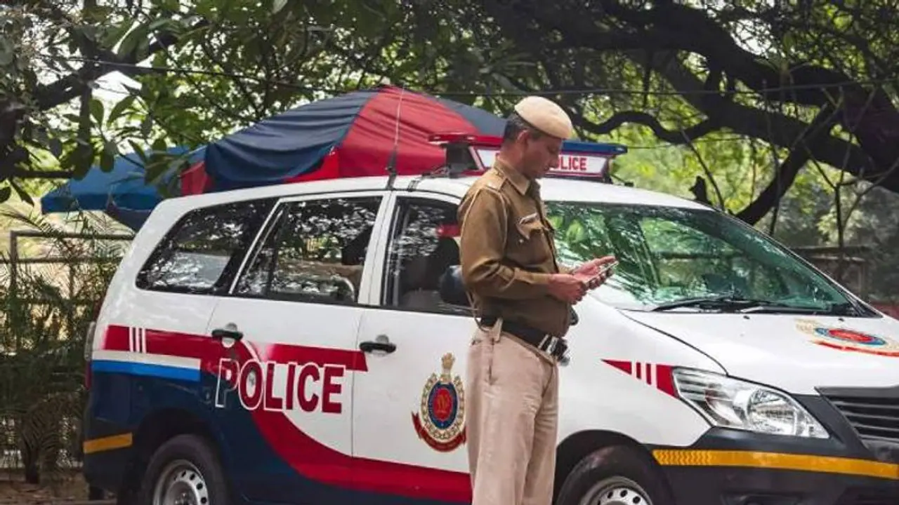 തമാശ കാര്യമായി; ഒരുമിച്ച് താമസിച്ചിരുന്ന വിദ്യാർത്ഥികൾ നാലാം നിലയിൽ നിന്ന് ജനലിലൂടെ താഴേക്ക് വീണ് മരിച്ചു
