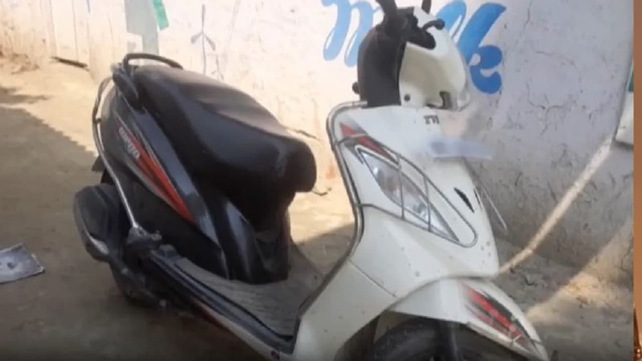 ಸ್ಕೂಟರ್‌ಗೂ ಸೀಟ್ ಬೆಲ್ಟ್ ಇರುತ್ತಾ: ಸ್ಕೂಟರ್ ಸವಾರನಿಗೆ 1000 ರೂ ದಂಡ