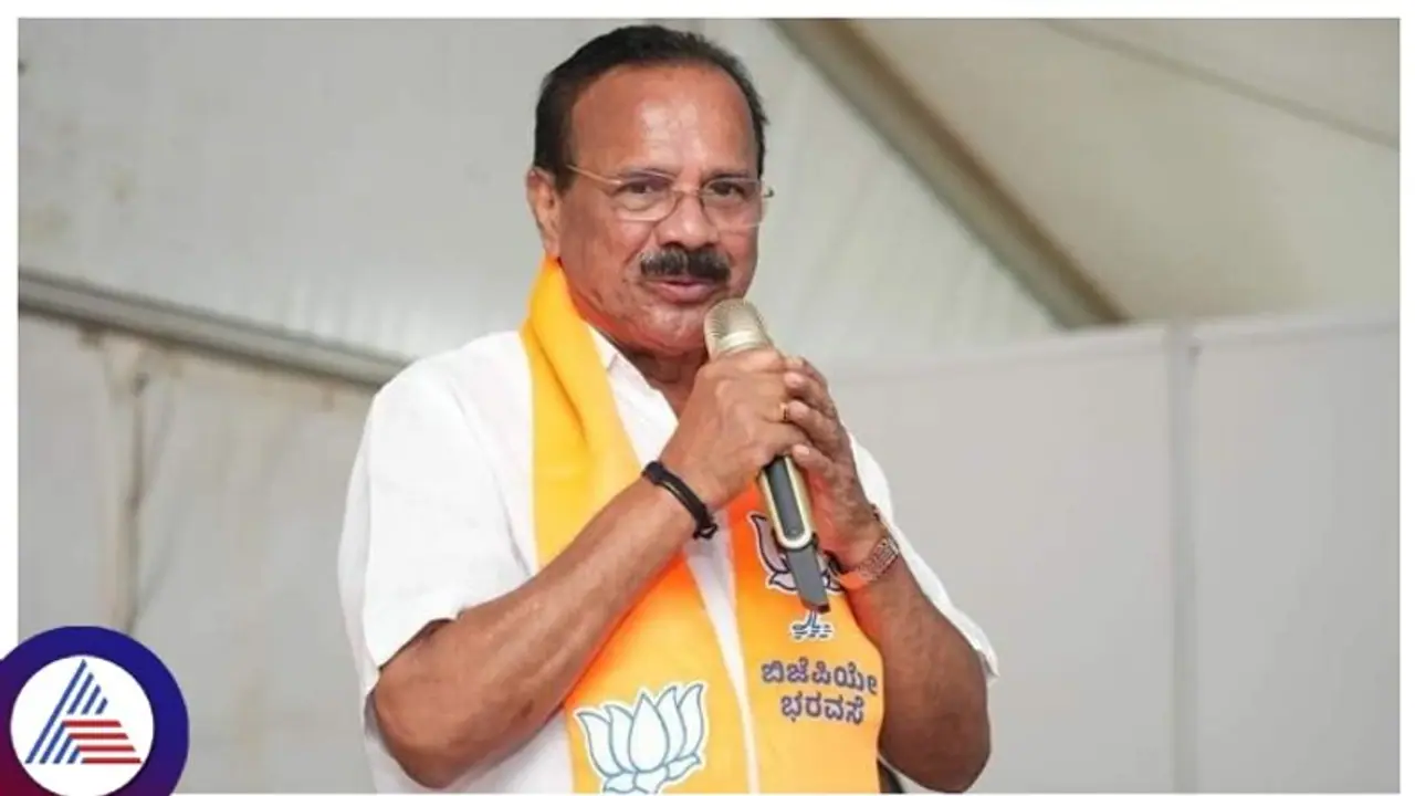 ಸಂಸದರಿಗೆ ಟಿಕೆಟ್‌: ಗೊಂದಲ ಇತ್ಯರ್ಥಕ್ಕೆ ಸದಾನಂದಗೌಡ ಆಗ್ರಹ