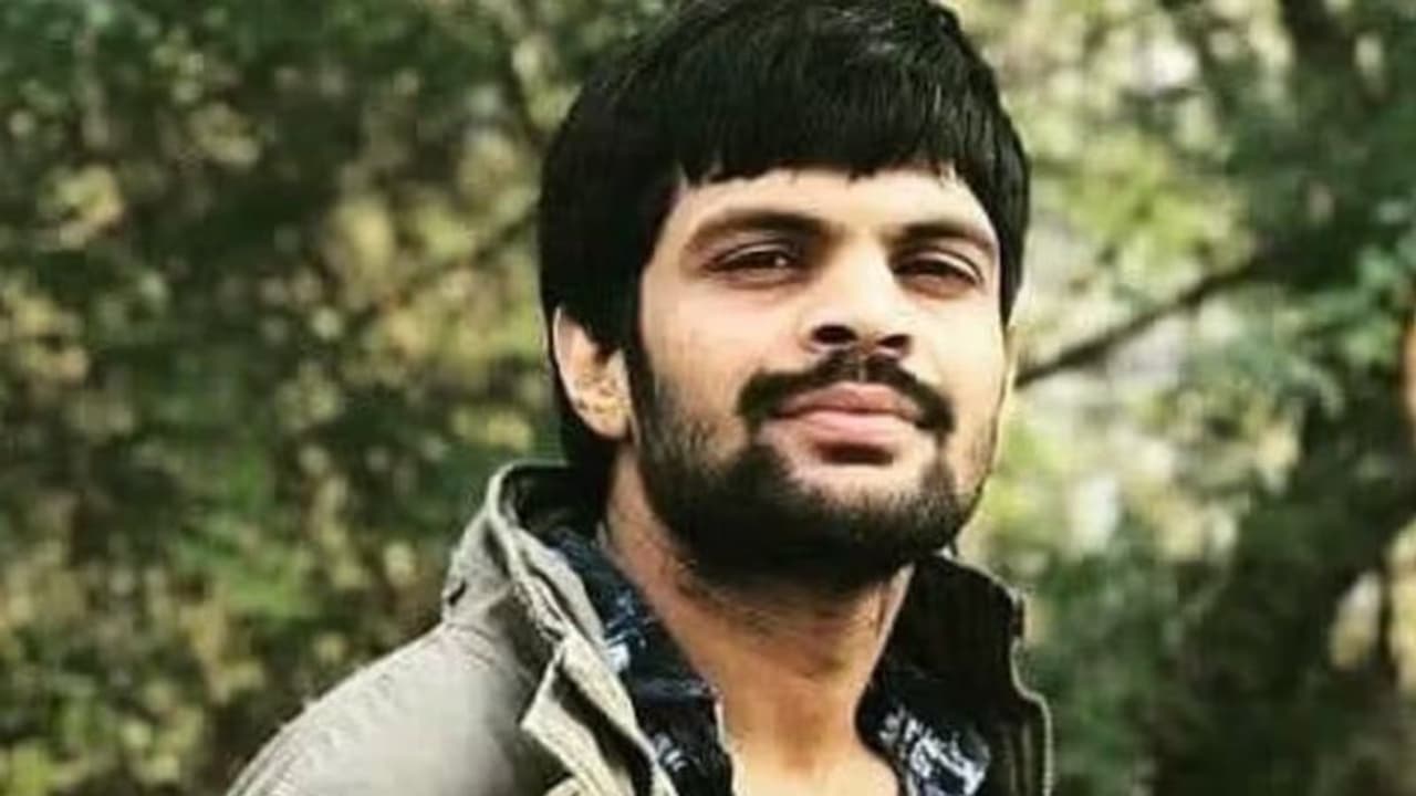 ఆ రోజు ఈ బ్రతుకెందుకు అనిపించింది... జబర్దస్త్ మహేష్ కీలక వ్యాఖ్యలు! ఆ రోజు ఈ బ్రతుకెందుకు అనిపించింది... జబర్దస్త్ మహేష్ కీలక వ్యాఖ్యలు!