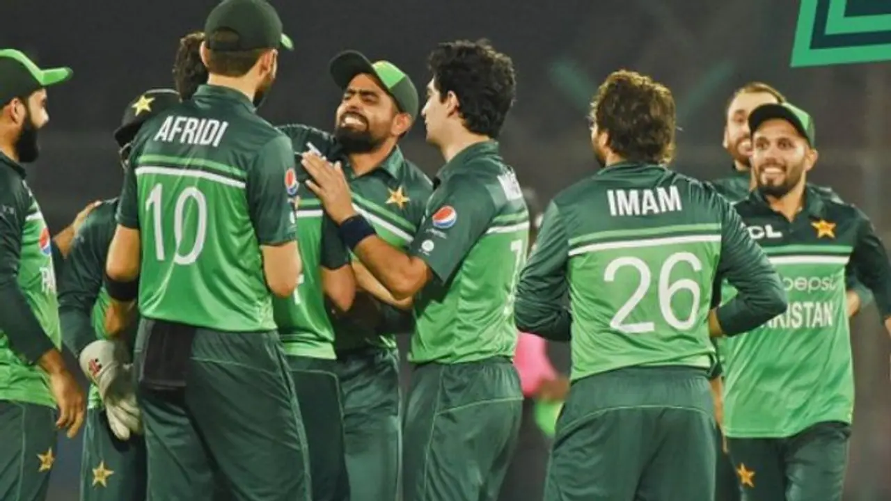 ಭಾರತ ಪ್ರವಾಸಕ್ಕೆ ಅನುಮತಿ ಕೋರಿ ಪಿಸಿಬಿ ಮನವಿ, ಪಾಕಿಸ್ತಾನ ಸರ್ಕಾರದ ಅಂಗಳದಲ್ಲಿ ಚೆಂಡು!