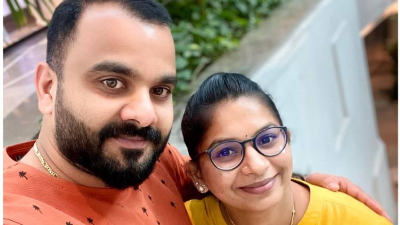 കുവൈത്തില്‍ മലയാളി ദമ്പതികള്‍ മരിച്ച നിലയില്‍; ഭാര്യയെ കൊന്ന ശേഷം ഭര്‍ത്താവ് ആത്മഹത്യ ചെയ്തതെന്ന് സൂചന