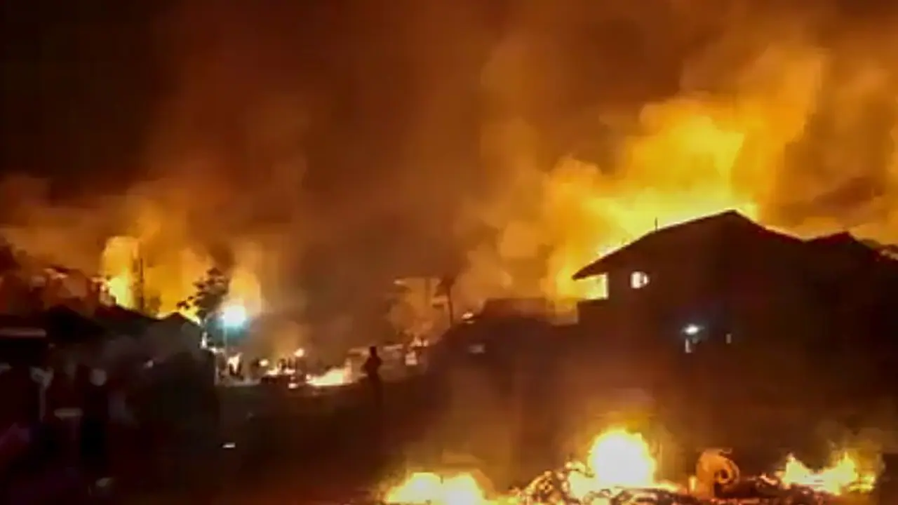 Manipur violence: 'Shoot at sight' orders issued as state continues to burn; shocking videos go viral WATCH Manipur violence: 'Shoot at sight' orders issued as state continues to burn; shocking videos go viral WATCH