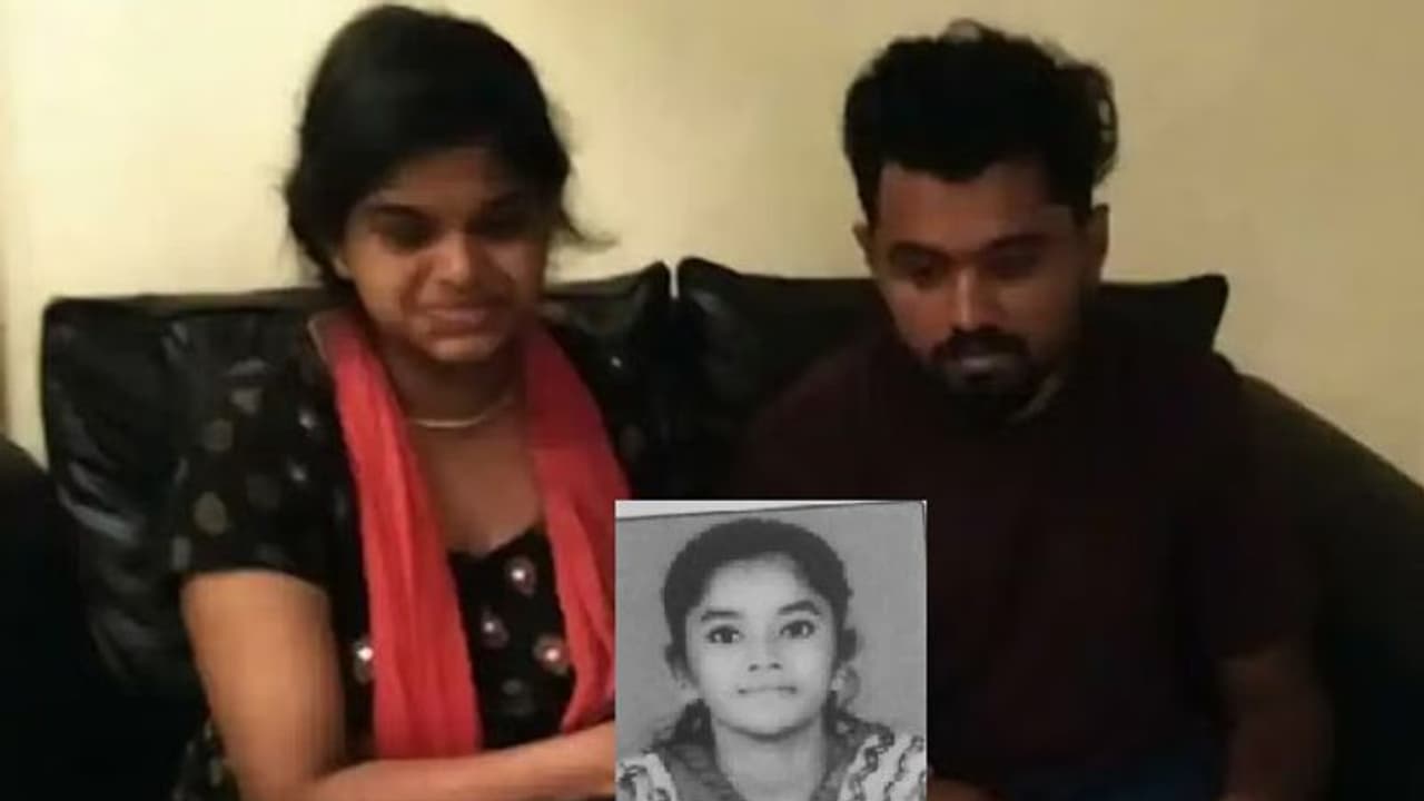 பொள்ளாச்சி கல்லூரி மாணவி கொலை செய்யப்பட்ட விவகாரம்... கணவன் மனைவி கைது; விசாரணையில் வெளியான அதிர்ச்சி தகவல்! பொள்ளாச்சி கல்லூரி மாணவி கொலை செய்யப்பட்ட விவகாரம்... கணவன் மனைவி கைது; விசாரணையில் வெளியான அதிர்ச்சி தகவல்!