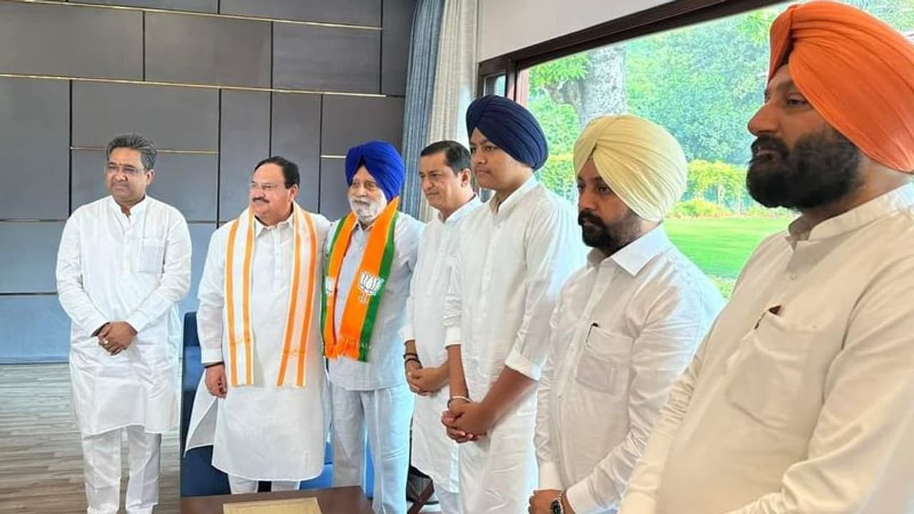 ಪಂಜಾಬ್ನಲ್ಲಿ ರಾಜಕೀಯ ಸಂಚಲನ, ಚರಣ್ಜಿತ್ ಸಿಂಗ್ ಬಿಜೆಪಿ ಸೇರ್ಪಡೆ! ಪಂಜಾಬ್ನಲ್ಲಿ ರಾಜಕೀಯ ಸಂಚಲನ, ಚರಣ್ಜಿತ್ ಸಿಂಗ್ ಬಿಜೆಪಿ ಸೇರ್ಪಡೆ!