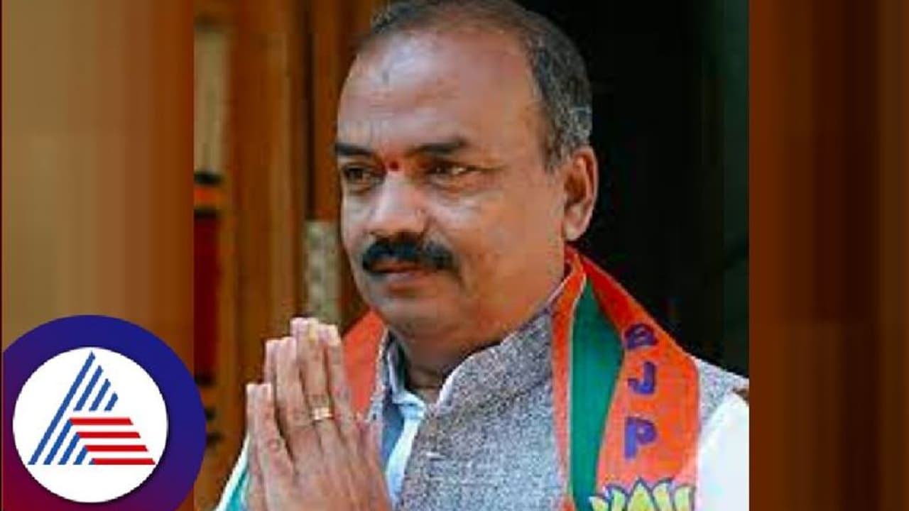 'ಗೌಡ್ರ ಚಿಂತಿ ಬಿಡ್ರಿ, ಈ ಸಲಾ ನಿಮ್ಮನ್ ಗೆಲ್ಸತೀವಿ' : ಎಂಆರ್ ಪಾಟೀಲ್ಗೆ ಮತದಾರರ ಅಭಯ 'ಗೌಡ್ರ ಚಿಂತಿ ಬಿಡ್ರಿ, ಈ ಸಲಾ ನಿಮ್ಮನ್ ಗೆಲ್ಸತೀವಿ' : ಎಂಆರ್ ಪಾಟೀಲ್ಗೆ ಮತದಾರರ ಅಭಯ