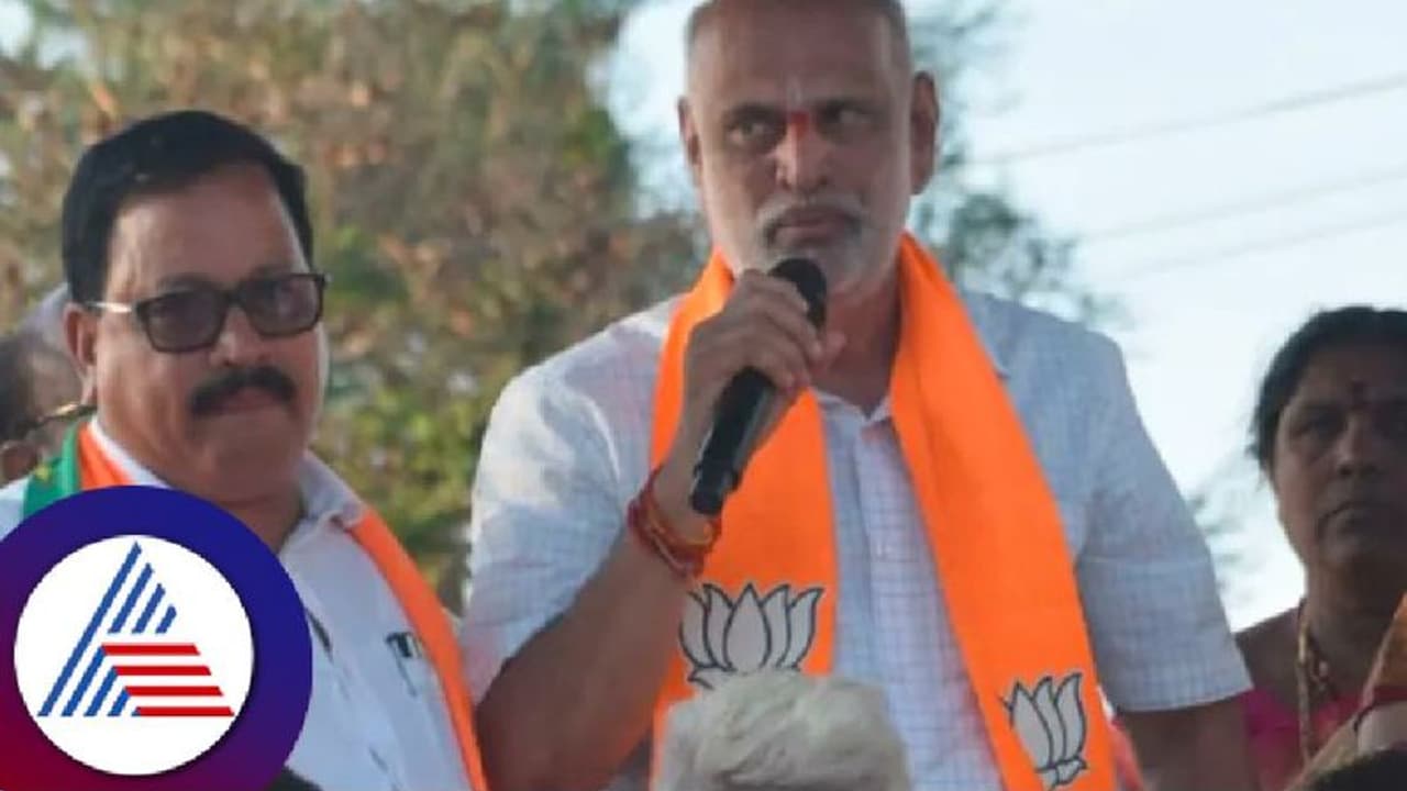 ನಾನೀಗ ಬಿಜೇಪಿಲಿ ಇದ್ದೇನೆ, ಮುಂದೇನು ಗೊತ್ತಿಲ್ಲ: ಕುತೂಹಲ ಮೂಡಿಸಿದ ಕಮಲ ನಾಯಕನ ಹೇಳಿಕೆ..! ನಾನೀಗ ಬಿಜೇಪಿಲಿ ಇದ್ದೇನೆ, ಮುಂದೇನು ಗೊತ್ತಿಲ್ಲ: ಕುತೂಹಲ ಮೂಡಿಸಿದ ಕಮಲ ನಾಯಕನ ಹೇಳಿಕೆ..!