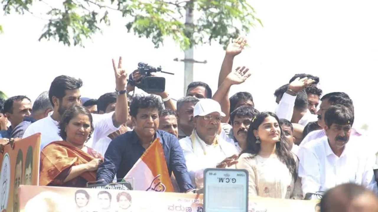 ಸಿಎಂ ಗಾದಿ ಅವಕಾಶವಿದೆ, ಬೆಂಬಲಿಸಿ: ಮತ್ತೊಮ್ಮೆ ಮನದಿಂಗಿತ ಬಿಚ್ಚಿಟ್ಟ ಸಿದ್ದರಾಮಯ್ಯ ಸಿಎಂ ಗಾದಿ ಅವಕಾಶವಿದೆ, ಬೆಂಬಲಿಸಿ: ಮತ್ತೊಮ್ಮೆ ಮನದಿಂಗಿತ ಬಿಚ್ಚಿಟ್ಟ ಸಿದ್ದರಾಮಯ್ಯ