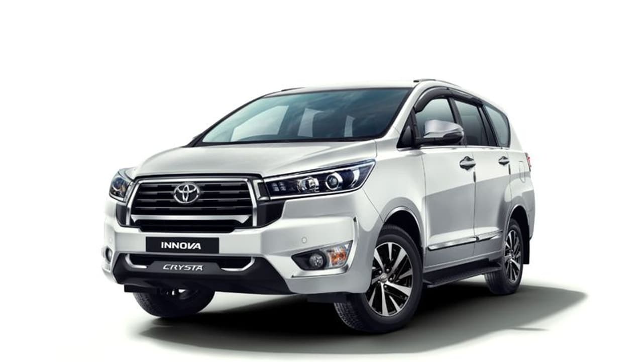 Toyota Innova: எத்தனால் மூலம் இயங்கும் உலகின் முதல் BS6 கார்! அறிமுகம் செய்தார் அமைச்சர் நிதின் கட்கரி !