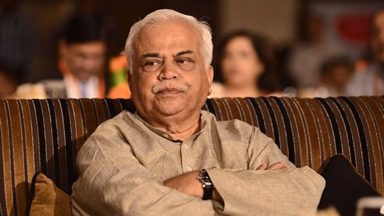 ಹಳೆ ದೇಶಪಾಂಡೆ ಯುಗ ಮುಗಿಯಿತು, ಇನ್ನು ಸ್ಟ್ರಿಕ್ಟ್ ಆಗಿರುವೆ: ನಾನು ಯಾರಿಗೂ ಕಂಟ್ರಾಕ್ಟ್ ಕೊಡಲ್ಲ ಹಳೆ ದೇಶಪಾಂಡೆ ಯುಗ ಮುಗಿಯಿತು, ಇನ್ನು ಸ್ಟ್ರಿಕ್ಟ್ ಆಗಿರುವೆ: ನಾನು ಯಾರಿಗೂ ಕಂಟ್ರಾಕ್ಟ್ ಕೊಡಲ್ಲ