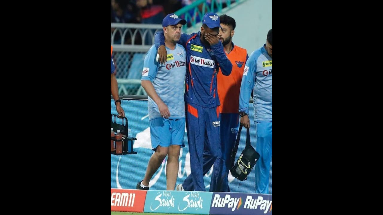 அறுவை சிகிச்சை வெற்றிகரமாக முடிந்தது: டாக்டர்கள், மருத்துவ ஊழியர்களுக்கு நன்றி கேஎல் ராகுல்! அறுவை சிகிச்சை வெற்றிகரமாக முடிந்தது: டாக்டர்கள், மருத்துவ ஊழியர்களுக்கு நன்றி கேஎல் ராகுல்!