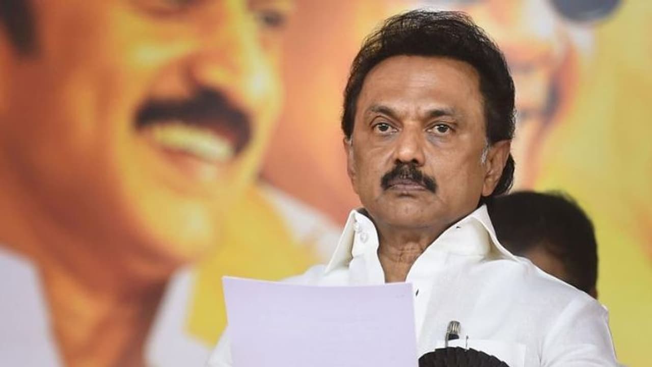 உழைக்காதவர்களுக்கு கட்சியில் இடமில்லை... எச்சரிக்கை விடுத்த முதல்வர் மு.க.ஸ்டாலின்!! உழைக்காதவர்களுக்கு கட்சியில் இடமில்லை... எச்சரிக்கை விடுத்த முதல்வர் மு.க.ஸ்டாலின்!!