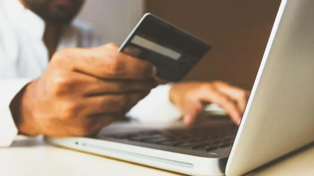 Disrupting Retail: How Digital Agencies Are Making E commerce More Competitive in Southeast Asia