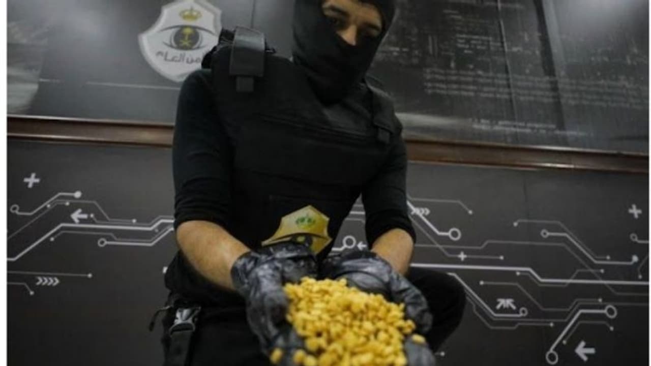 സൗദി അറേബ്യയില്‍ വൻ മയക്കുമരുന്ന് വേട്ട; വിദേശികള്‍ ഉള്‍പ്പെടെ ഏഴംഗ സംഘം പിടിയില്‍