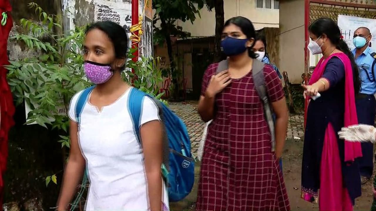 മെഡിക്കൽ പ്രവേശനം: നീറ്റ് പരീക്ഷ ഇന്ന് നടക്കും; കേരളത്തിൽ 1.28 ലക്ഷം വിദ്യാർത്ഥികൾ പരീക്ഷയെഴുതും