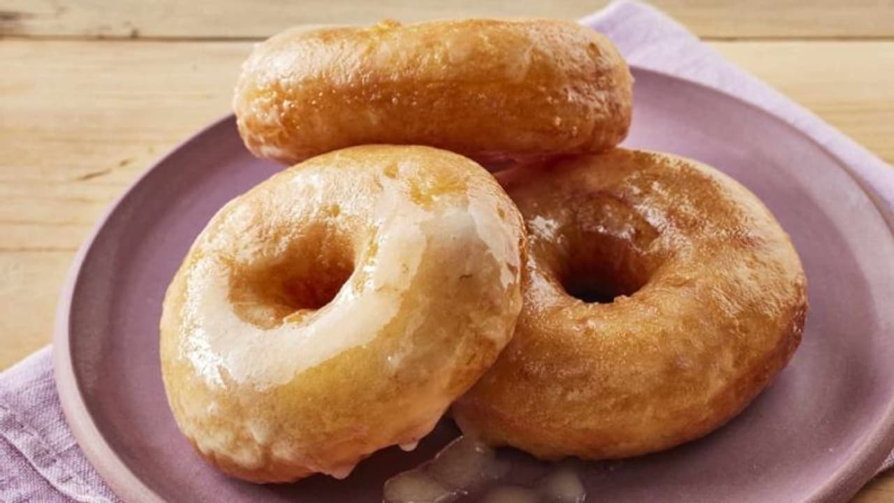 ജോലി ചെയ്യുന്ന സൂപ്പര്മാര്ക്കറ്റില് നിന്ന് കളയുന്ന ഭക്ഷണം കഴിച്ചു; ജീവനക്കാരനെ പുറത്താക്കി ജോലി ചെയ്യുന്ന സൂപ്പര്മാര്ക്കറ്റില് നിന്ന് കളയുന്ന ഭക്ഷണം കഴിച്ചു; ജീവനക്കാരനെ പുറത്താക്കി