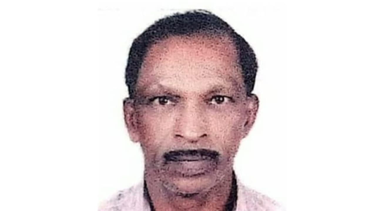 രക്തസമ്മർദം ഉയർന്ന് ചികിത്സയിലായിരുന്ന പ്രവാസി മലയാളി മരിച്ചു രക്തസമ്മർദം ഉയർന്ന് ചികിത്സയിലായിരുന്ന പ്രവാസി മലയാളി മരിച്ചു