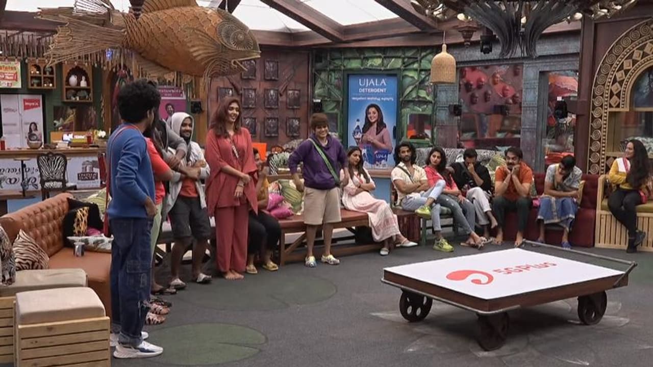 ഈ ആഴ്ച പുറത്തേക്കുള്ള വഴിയില് ഇവര്: ബിഗ്ബോസില് ഏഴുപേരെ നോമിനേറ്റഡ് ചെയ്തത് ഇങ്ങനെ.! ഈ ആഴ്ച പുറത്തേക്കുള്ള വഴിയില് ഇവര്: ബിഗ്ബോസില് ഏഴുപേരെ നോമിനേറ്റഡ് ചെയ്തത് ഇങ്ങനെ.!